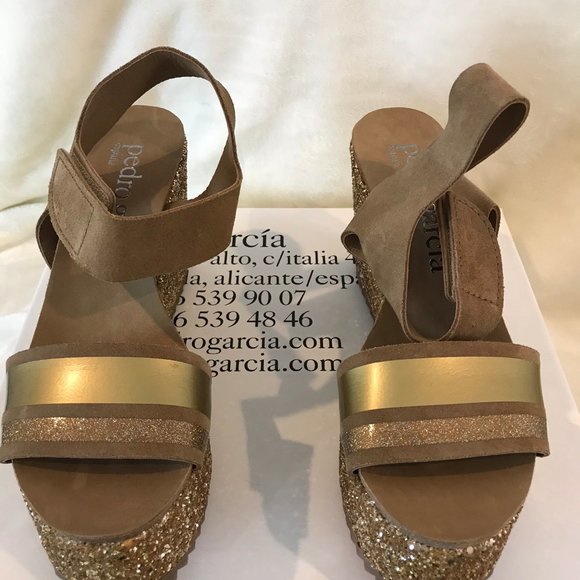 Pedro Garcia Gold and Tan Wedge Sandals 39 - Picture 2 of 6